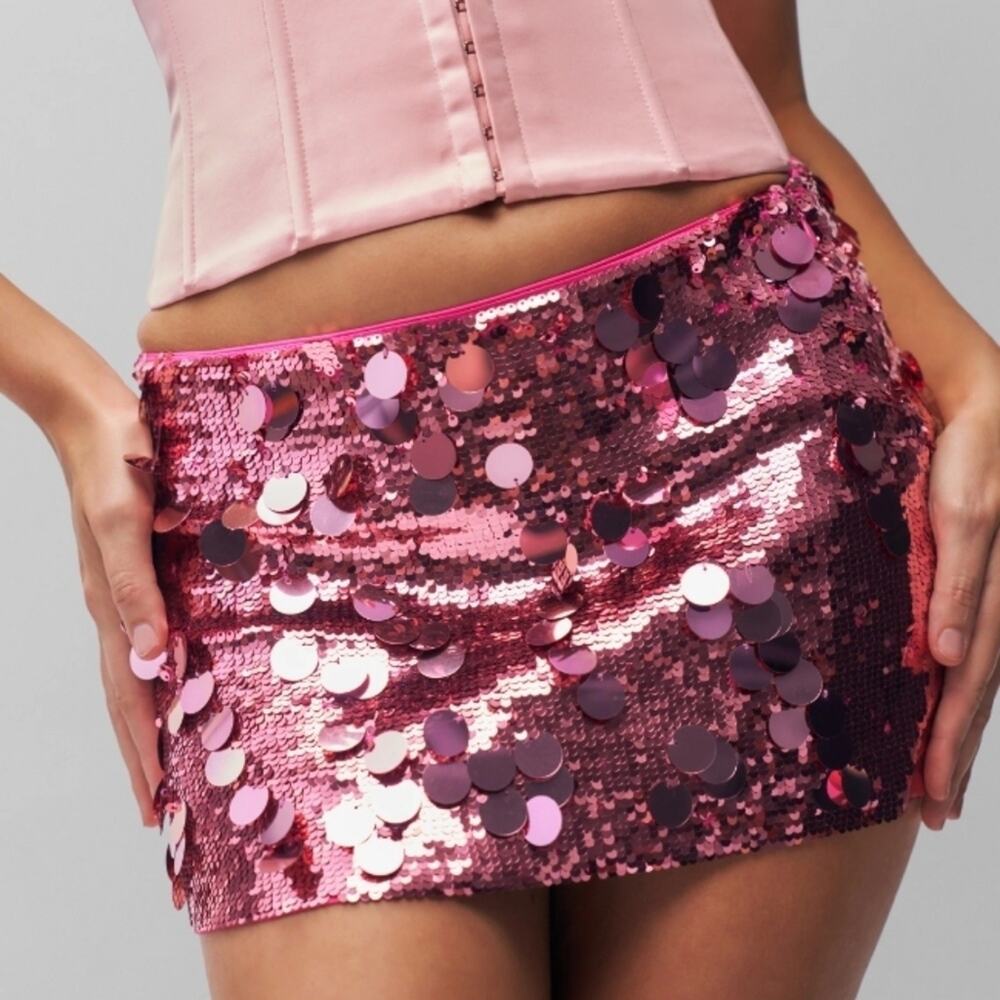 NWOT GUIZIO Viral Low Rise Paillette Sequin Hot Pink Micro Mini Skirt Size Large